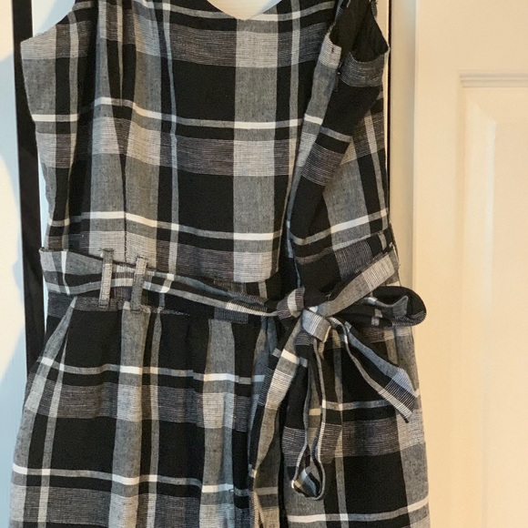 NWT  American Eagle Gingham style jumpsuit - Picture 2 of 3